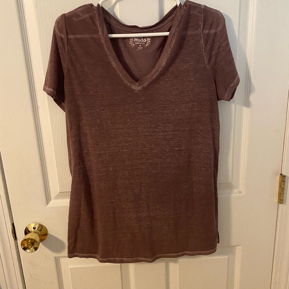 Mudd women/juniors mauve size medium tee